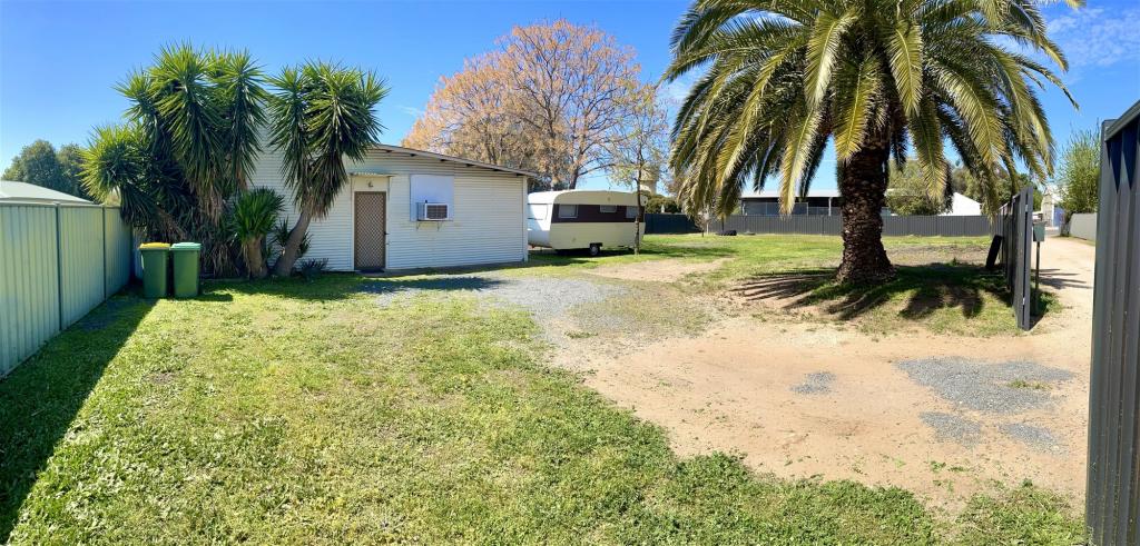 1 Osborne St, Urana, NSW 2645