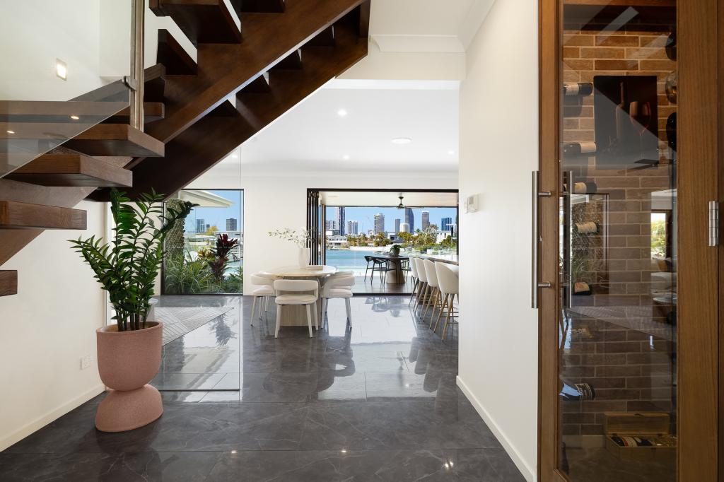 86 Rio Vista Bvd, Broadbeach Waters, QLD 4218