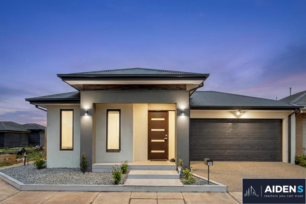 10 Bradford St, Rockbank, VIC 3335