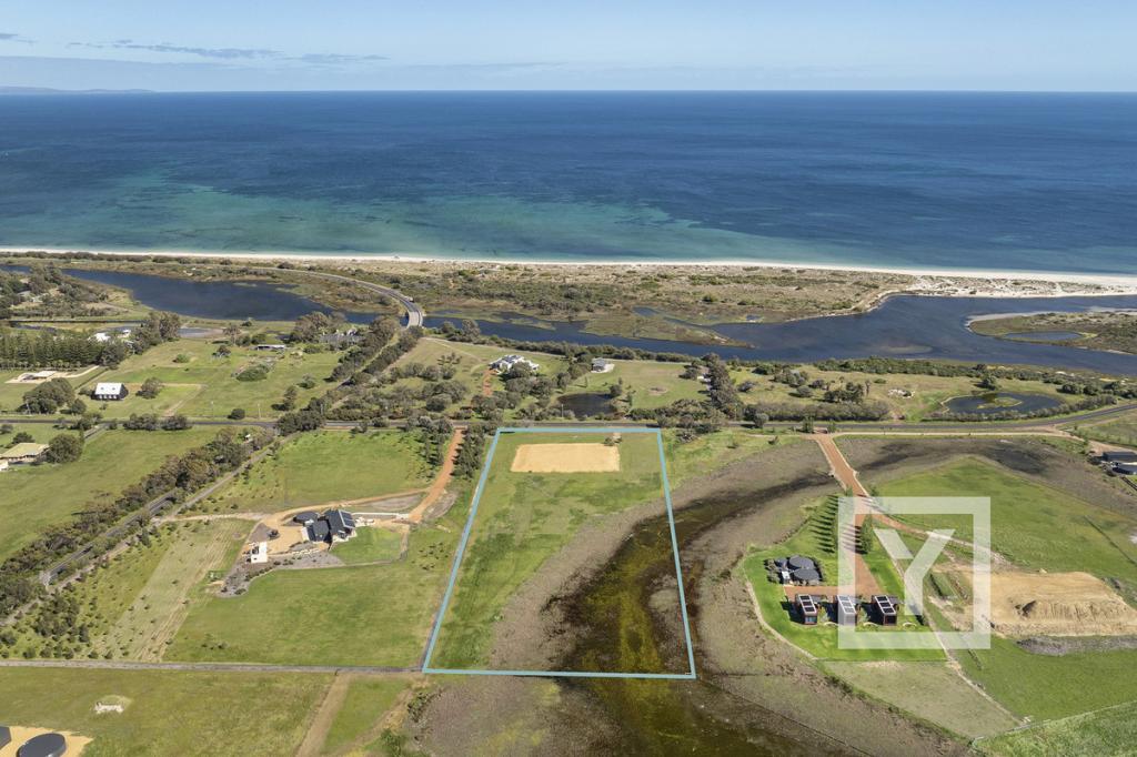 18 Forrest Beach Rd, Wonnerup, WA 6280