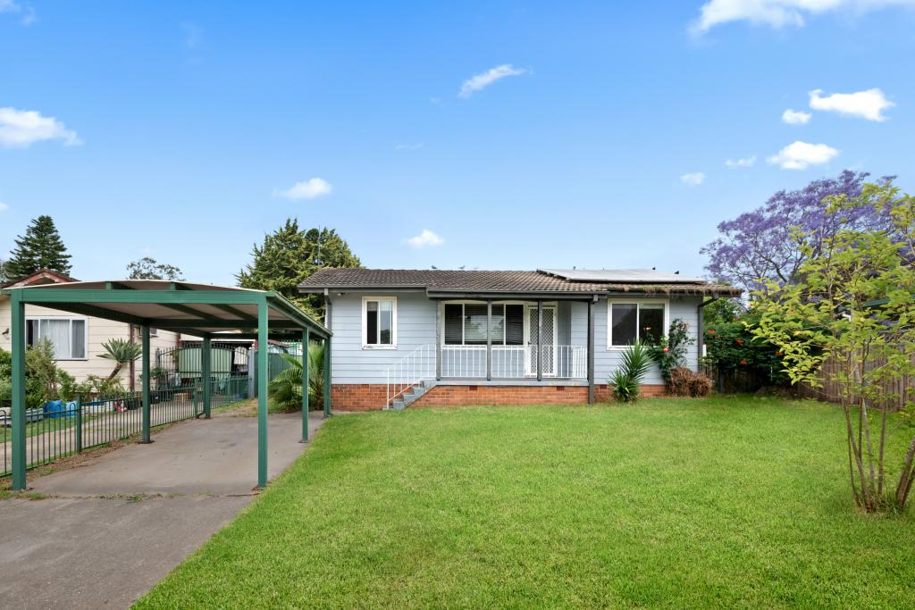 69 GREVILLEA CRES, MACQUARIE FIELDS, NSW 2564