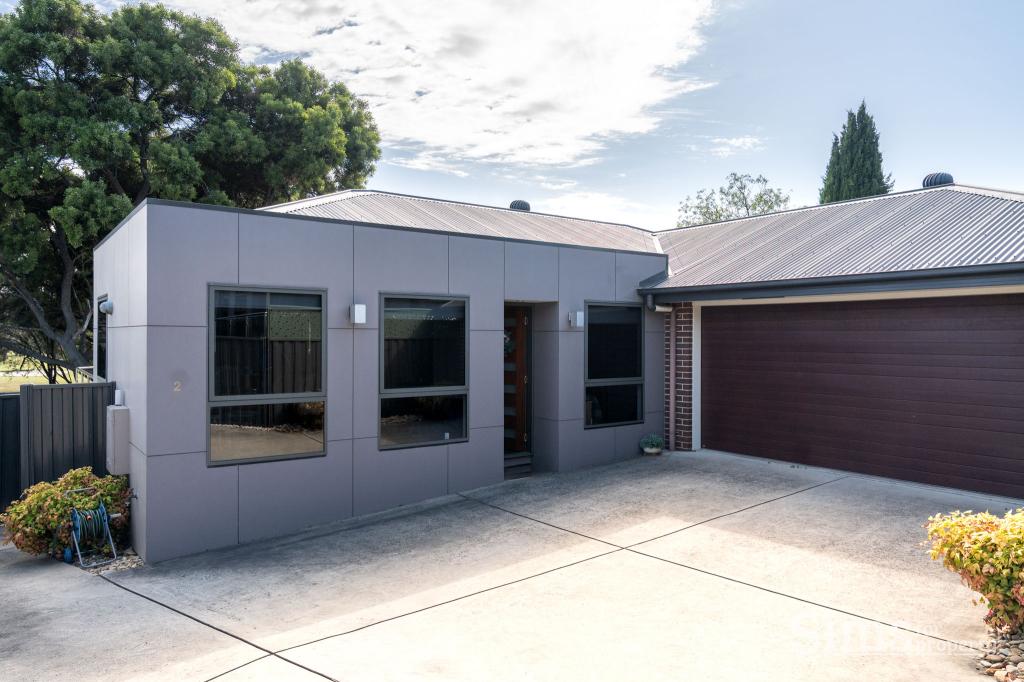 2/11 Greenway Cl, Riverside, TAS 7250