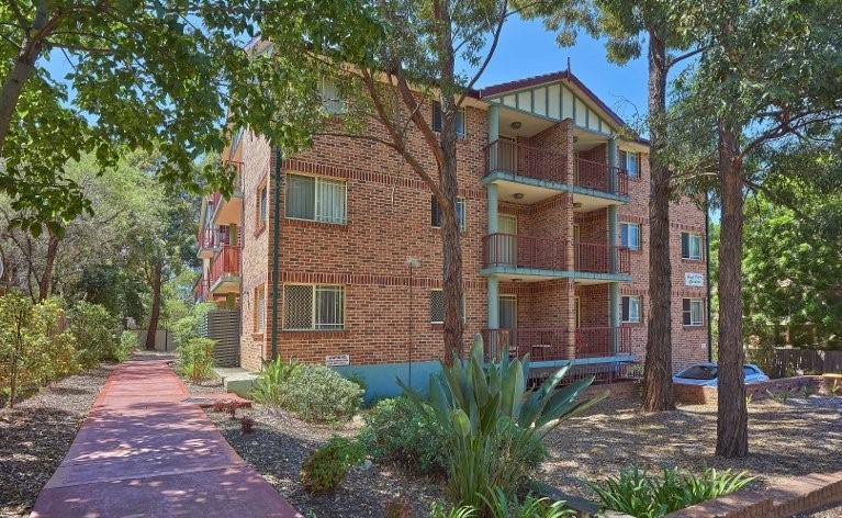 10/5-7 Priddle St, Westmead, NSW 2145