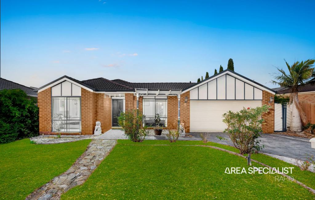 22 Cato Pkwy, Lynbrook, VIC 3975