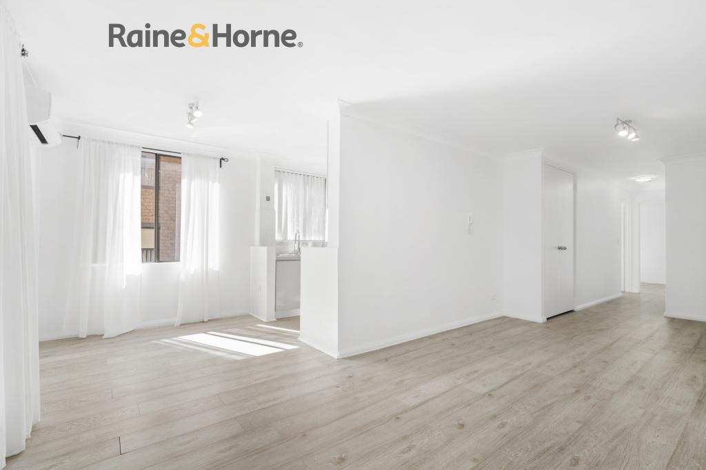 27/138 Moore St, Liverpool, NSW 2170