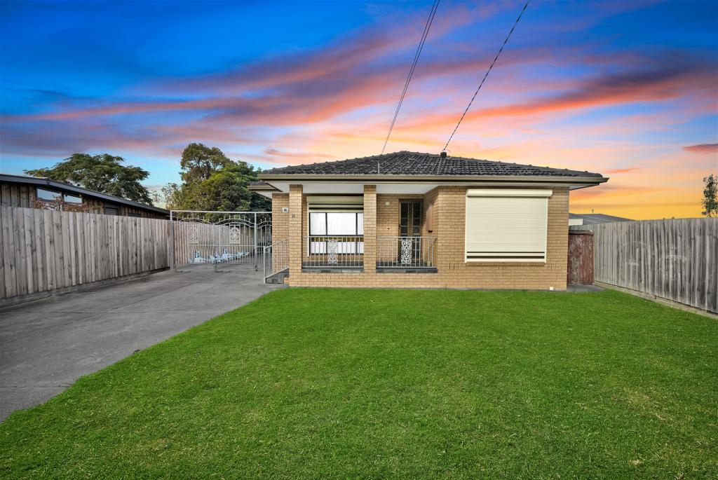 14 Douglas Ave, St Albans, VIC 3021