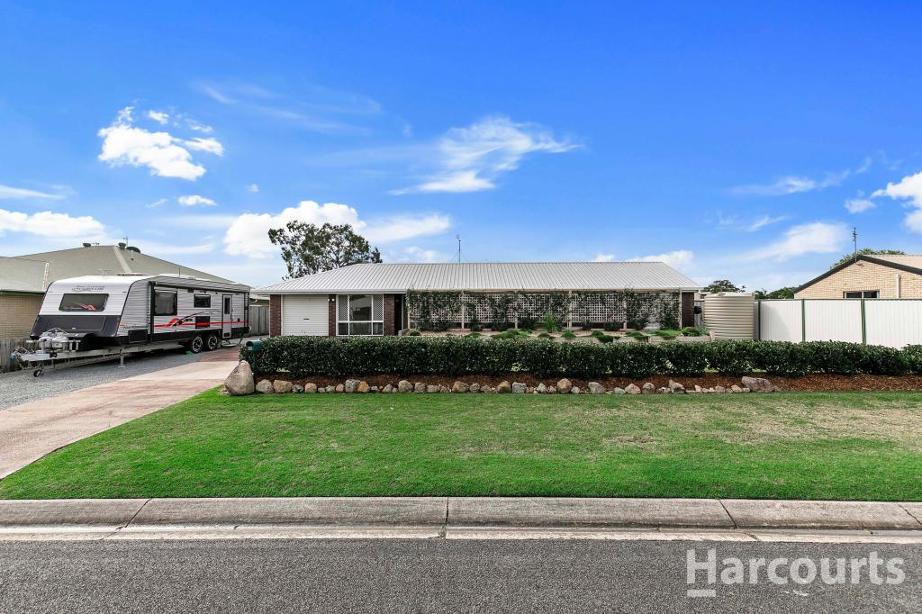 50 Bayrise Dr, Urangan, QLD 4655