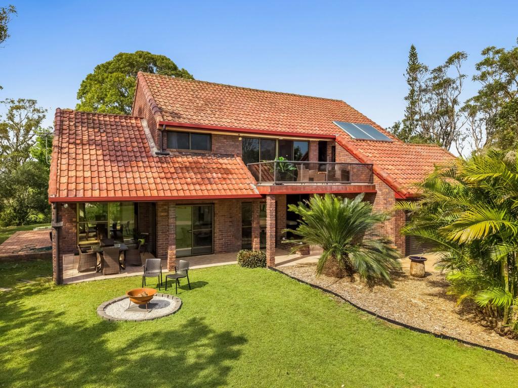 858 River Dr, Empire Vale, NSW 2478