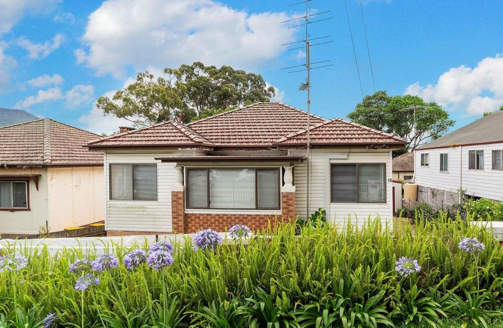 18 Urunga Pde, Wollongong, NSW 2500