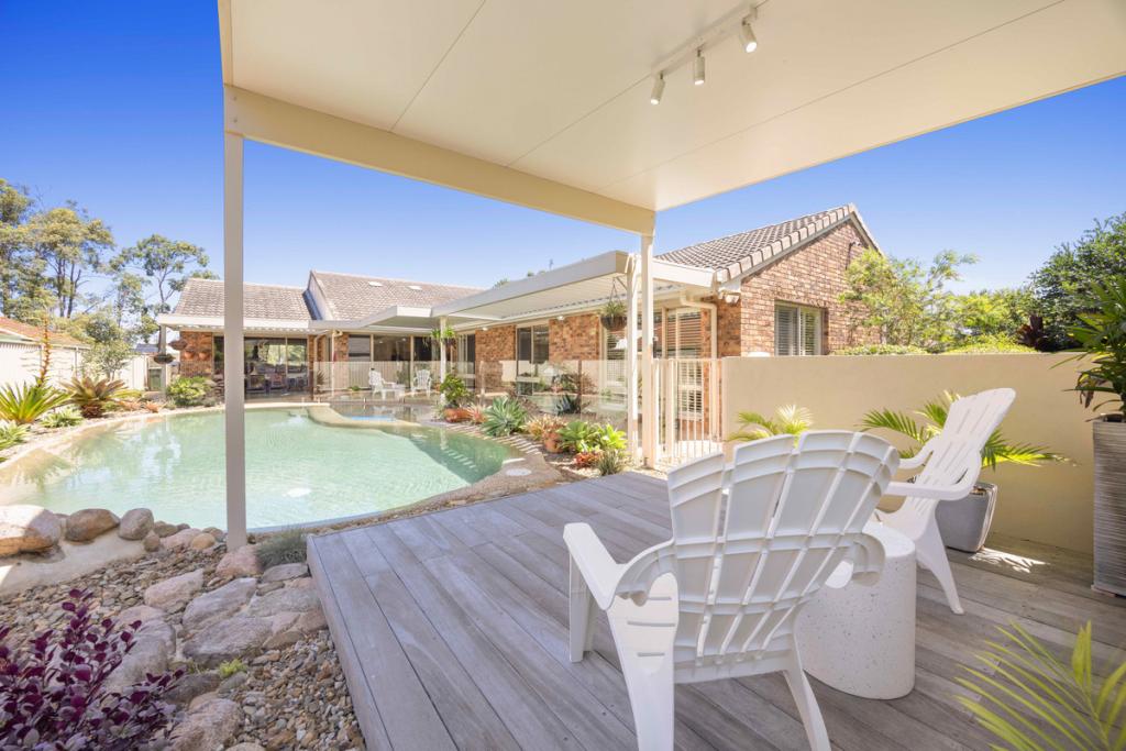 132 KARAWATHA DR, MOUNTAIN CREEK, QLD 4557