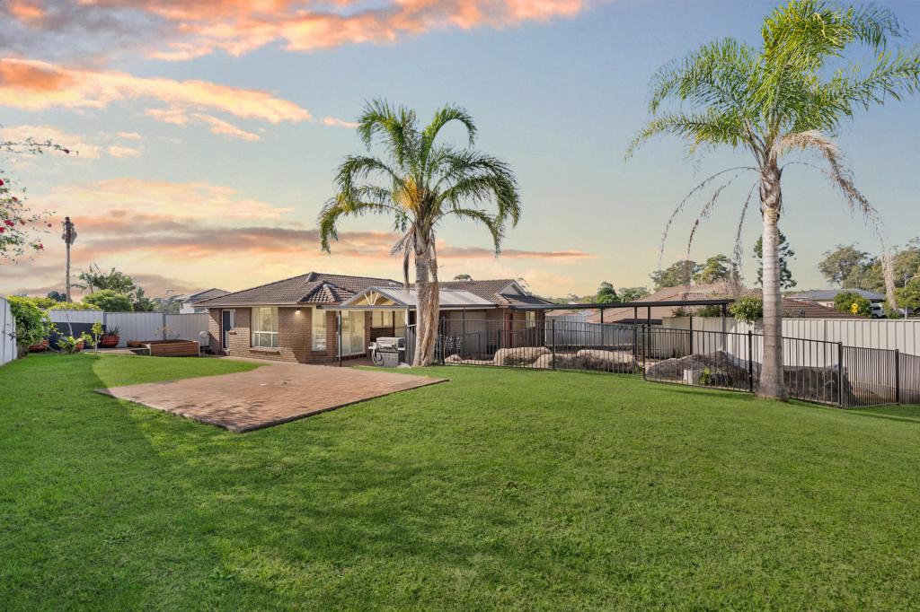 60 St Helens Park Dr, St Helens Park, NSW 2560