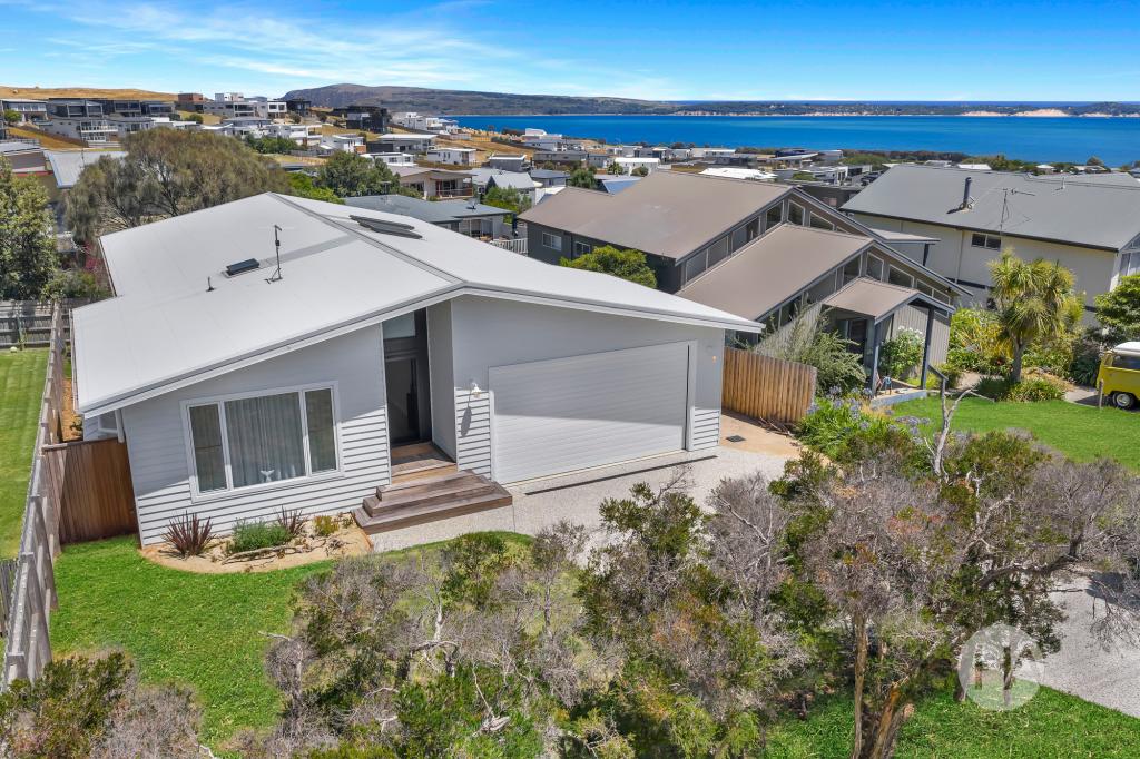 56 SHETLAND HEIGHTS RD, SAN REMO, VIC 3925
