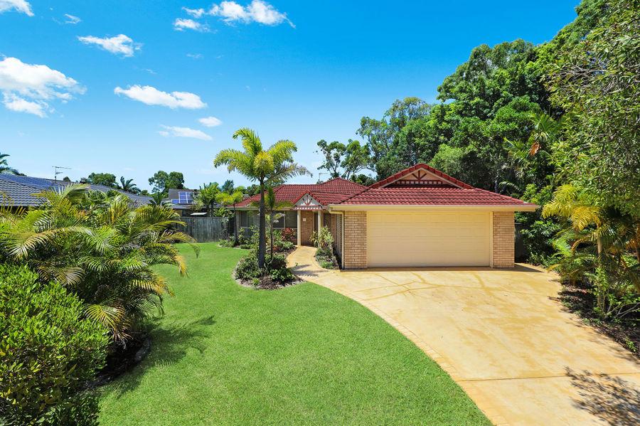 26 Gradorean St, Pelican Waters, QLD 4551