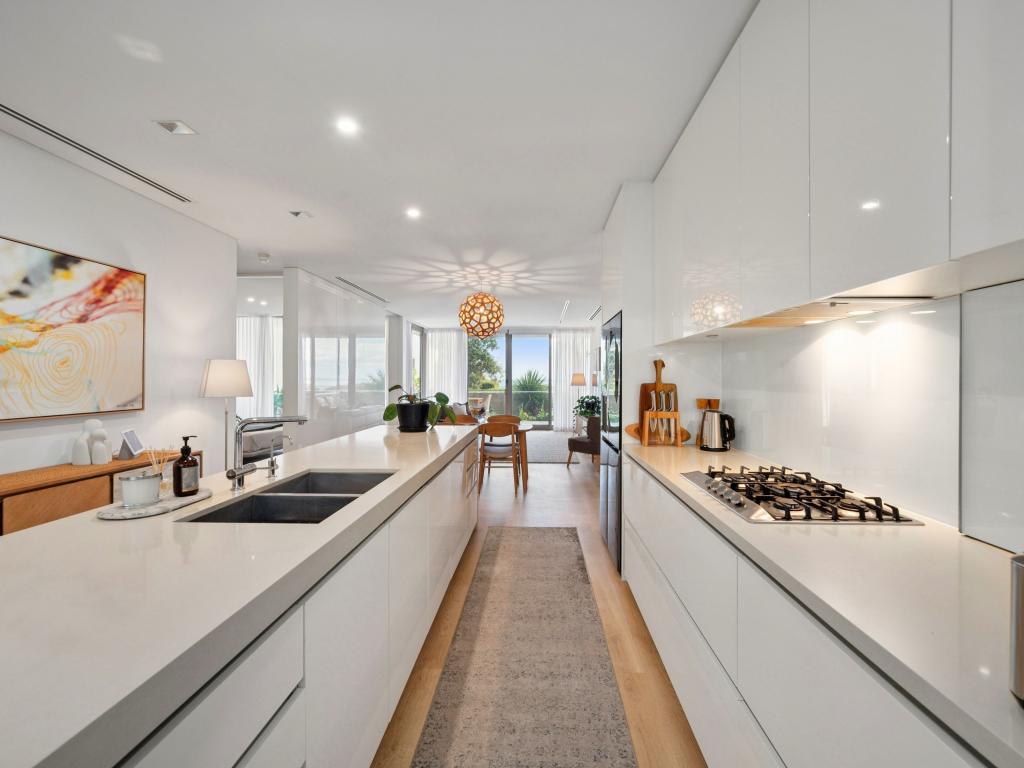 4/21 Ocean Dr, North Coogee, WA 6163