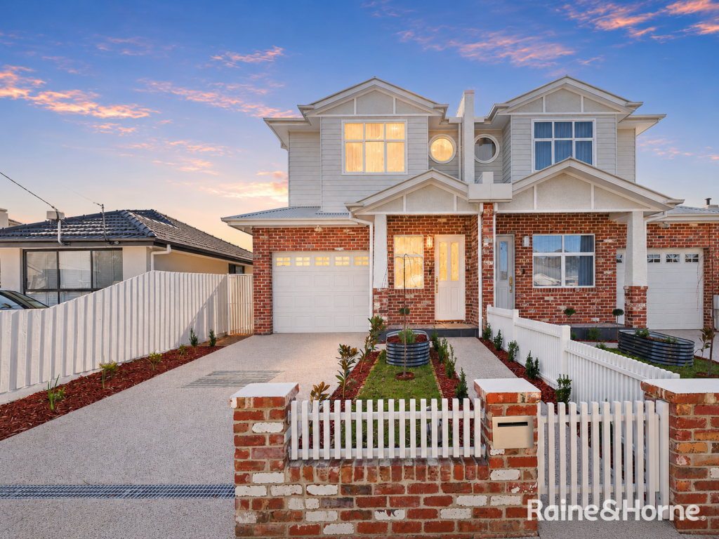 54A SUTHERLAND ST, HADFIELD, VIC 3046