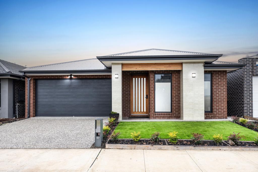 67 Clipstone Cres, Fraser Rise, VIC 3336