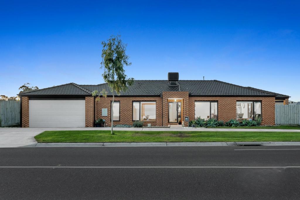 74 Fiorelli Bvd, Cranbourne East, VIC 3977