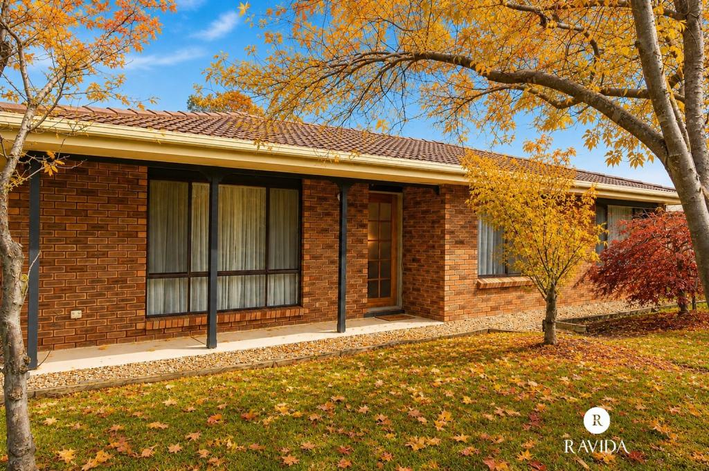 4 FLETCHER RD, BEECHWORTH, VIC 3747