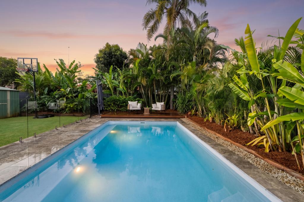 2 Azalea Ct, Banora Point, NSW 2486