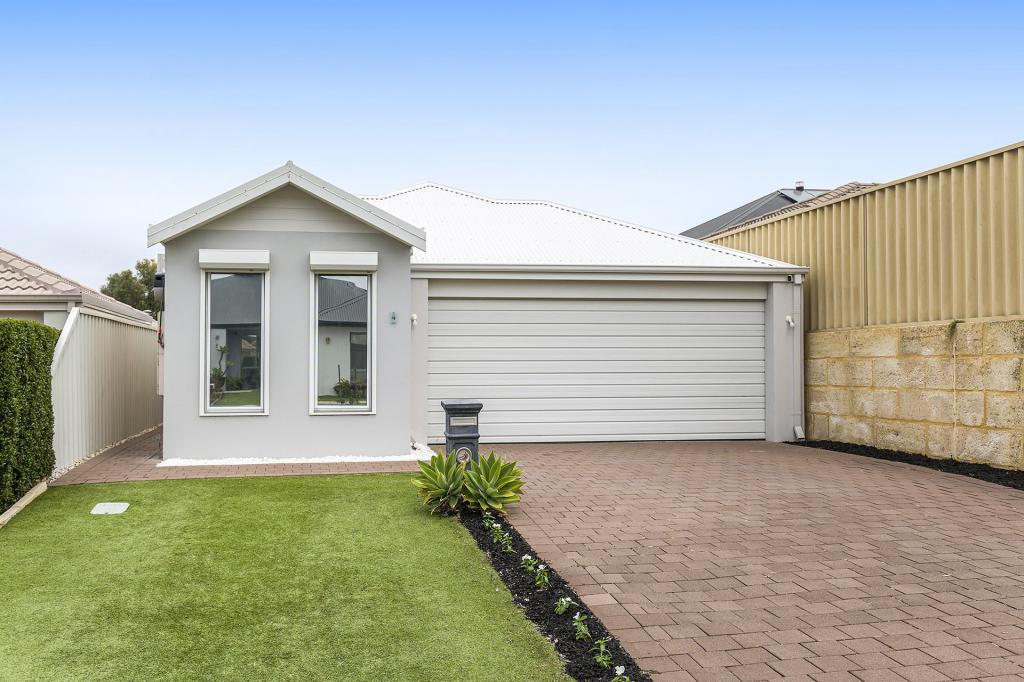 4 SHANKLIN WAY, BUTLER, WA 6036