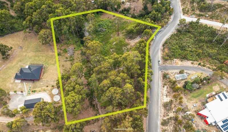 1 Woodland Gr, Tugrah, TAS 7310