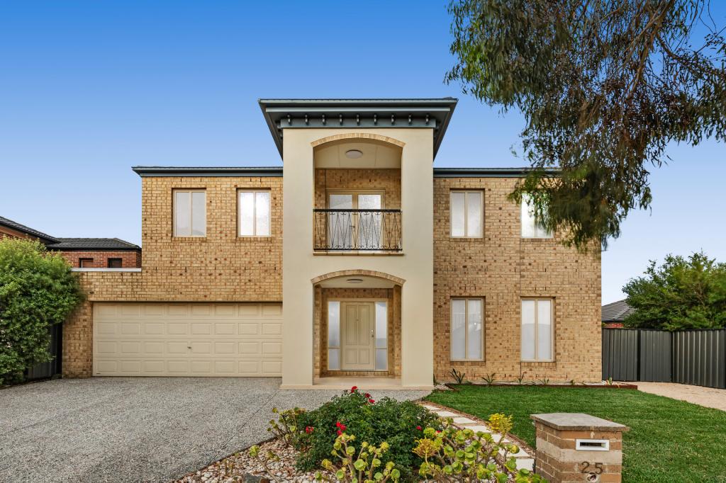 25 Pembury Way, Hillside, VIC 3037