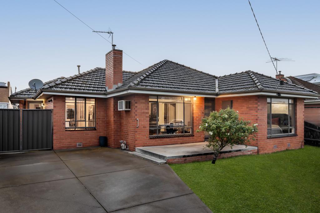 3 Chifley Ave, Altona, VIC 3018