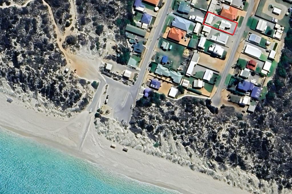 8 Lynton Ave, Gregory, WA 6535