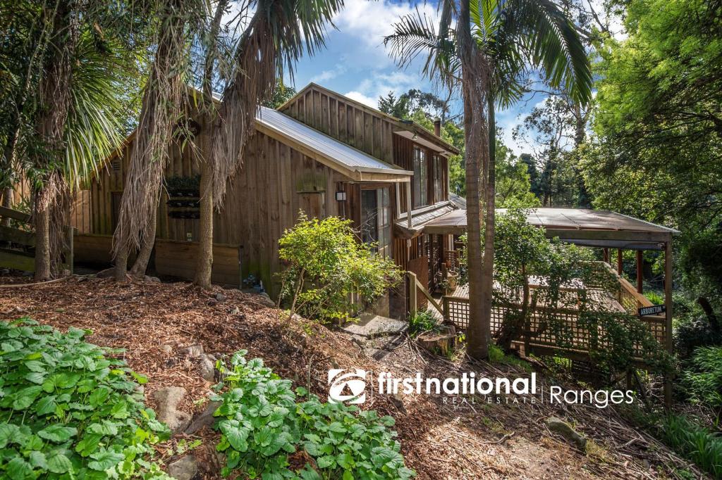 5 Johns Rd, Selby, VIC 3159