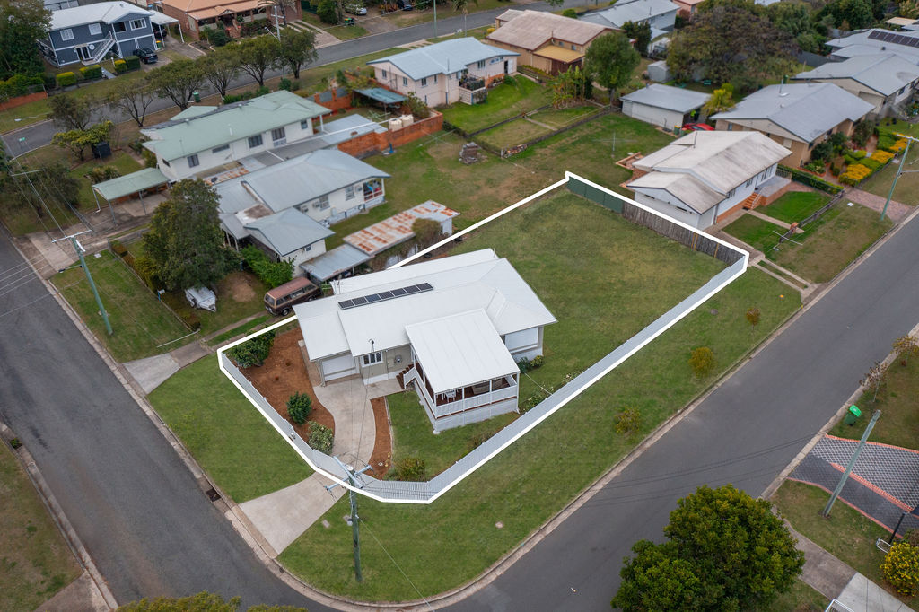 4 Leigh St, Eastern Heights, QLD 4305
