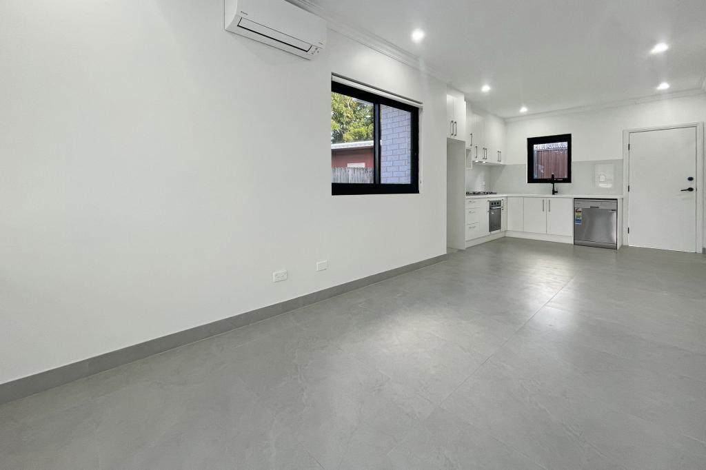 12A TRUMPER ST, ERMINGTON, NSW 2115