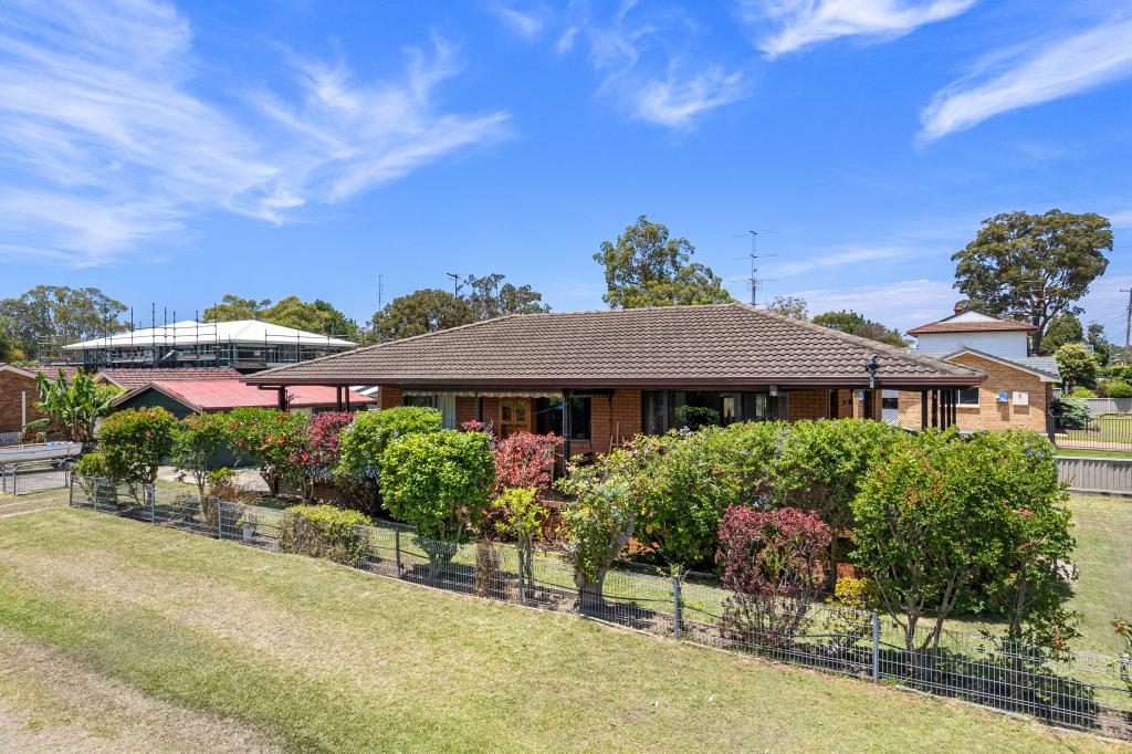 28 Vales Rd, Mannering Park, NSW 2259