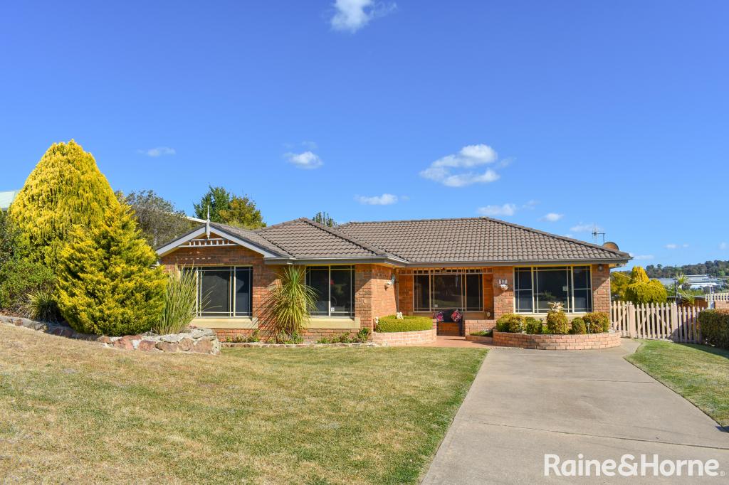 17 Freestone Way, Windradyne, NSW 2795