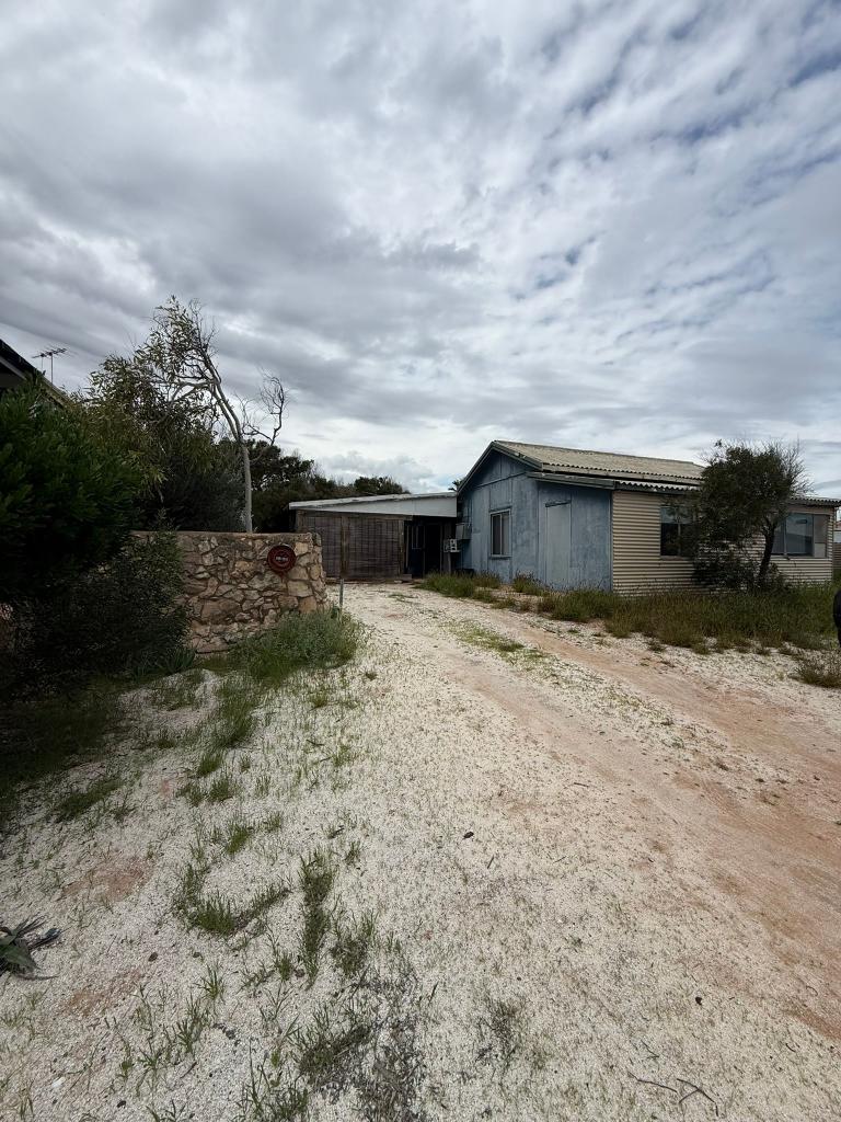 32 Brockman St, Denham, WA 6537