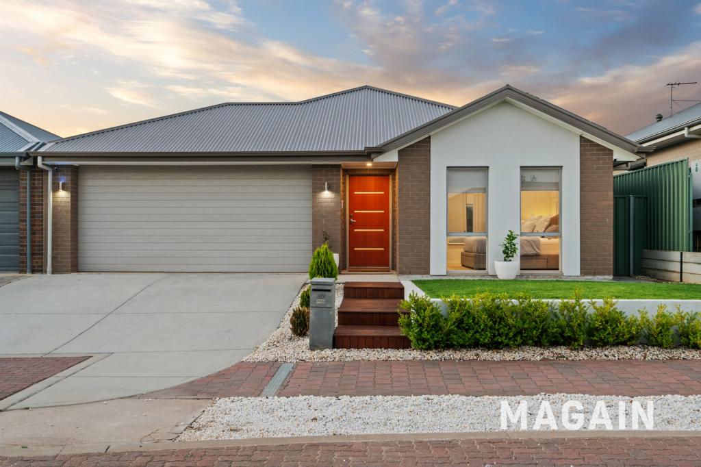 37 Seaway Rd, Hallett Cove, SA 5158