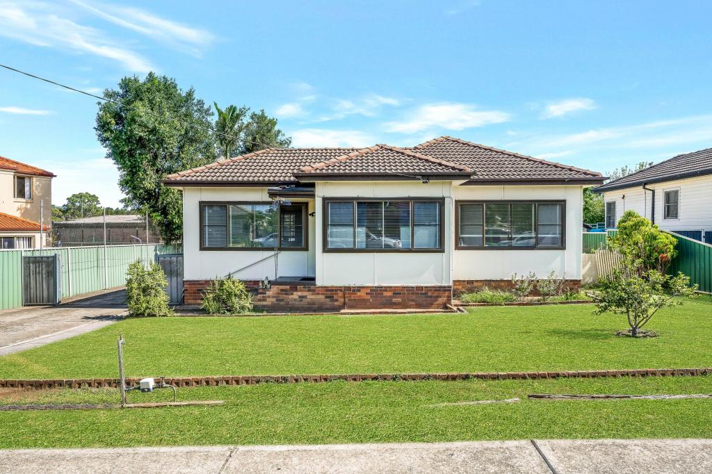 130 Reilly St, Lurnea, NSW 2170