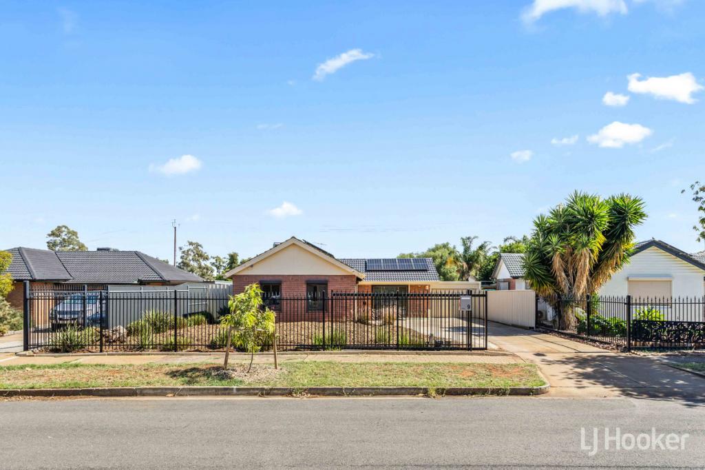 9 Justinian St, Elizabeth Downs, SA 5113