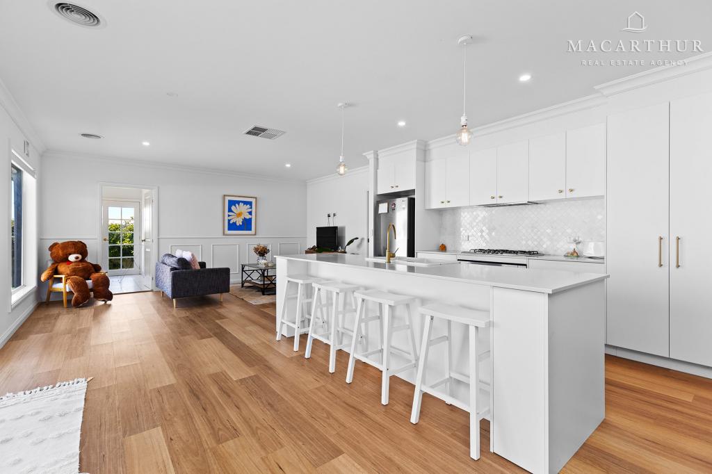 68 Jumbuck Dr, Gobbagombalin, NSW 2650