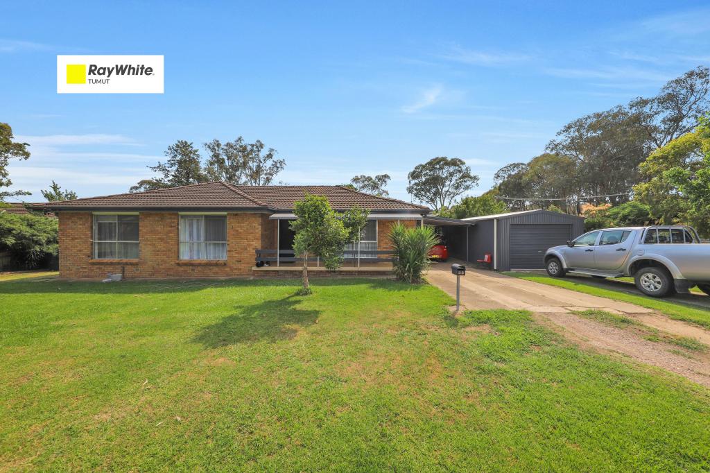 33 Quandong Avenue, Tumut, NSW 2720 House for sale OnTheHouse