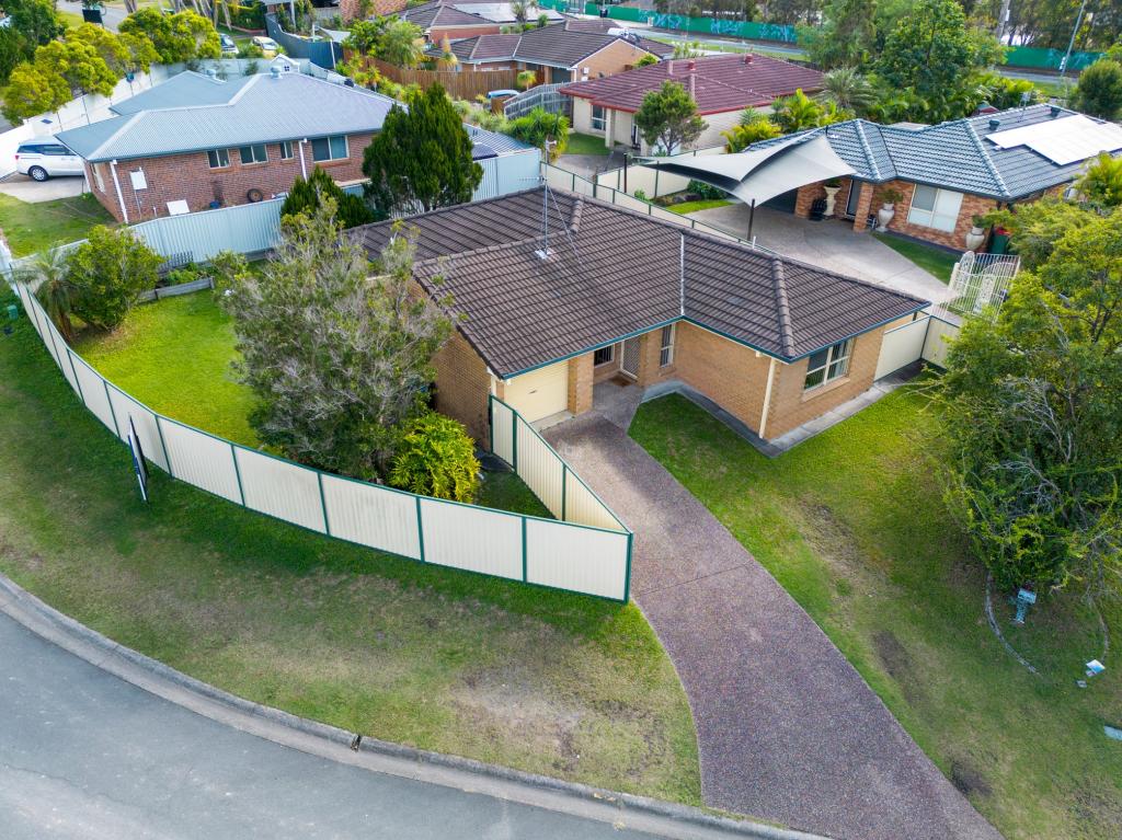 22 CRELGA CT, MERRIMAC, QLD 4226