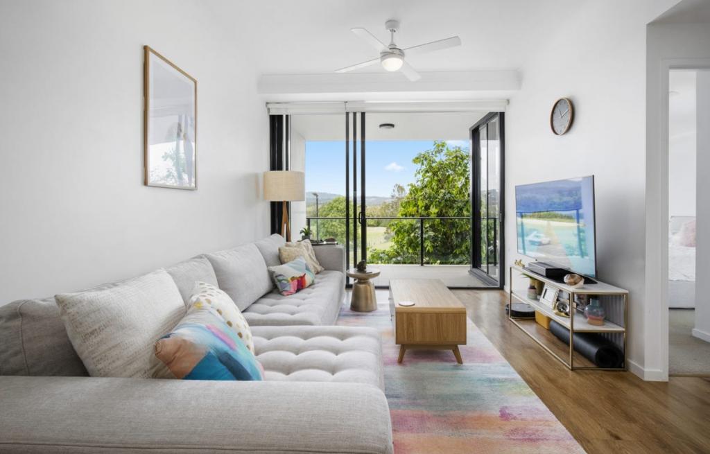 10108/112 Palm Meadows Dr, Carrara, QLD 4211