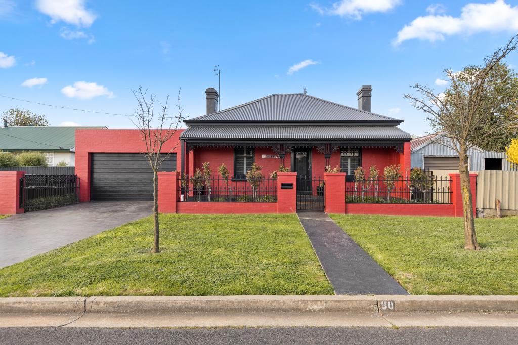 30 Cowper St, Crookwell, NSW 2583