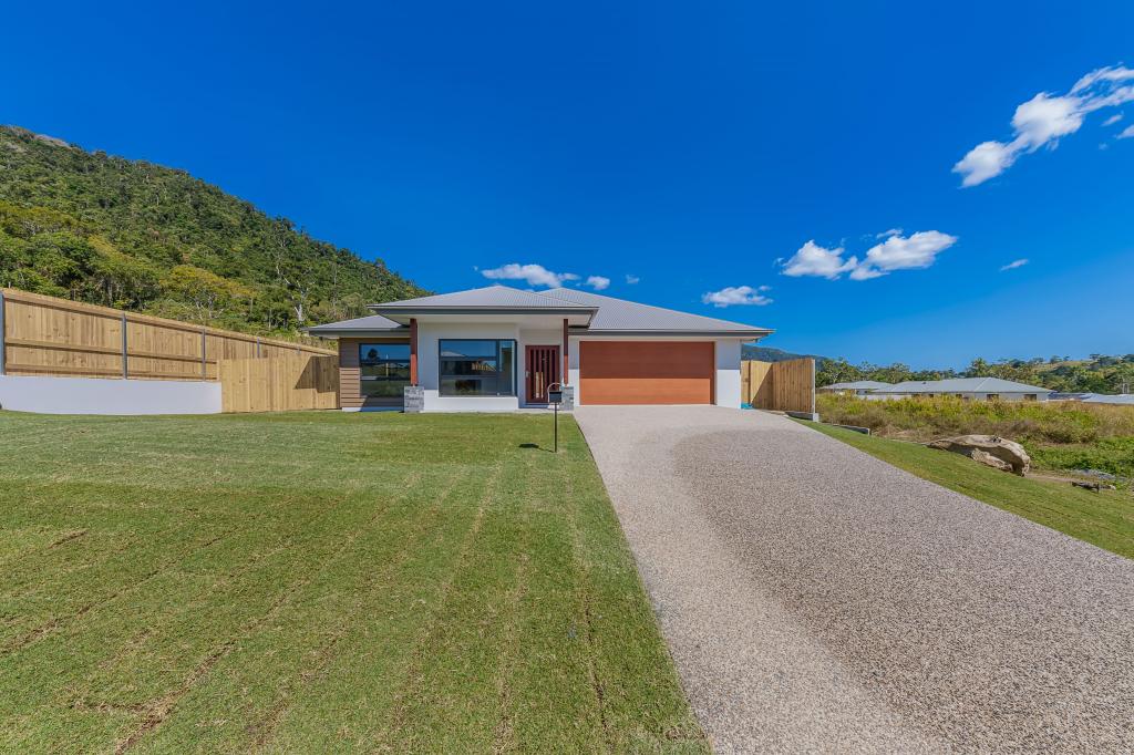 30 PEARL ST, CANNONVALE, QLD 4802