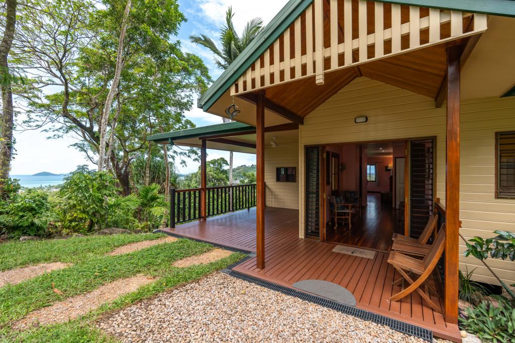 10/23 The Bvd, South Mission Beach, QLD 4852