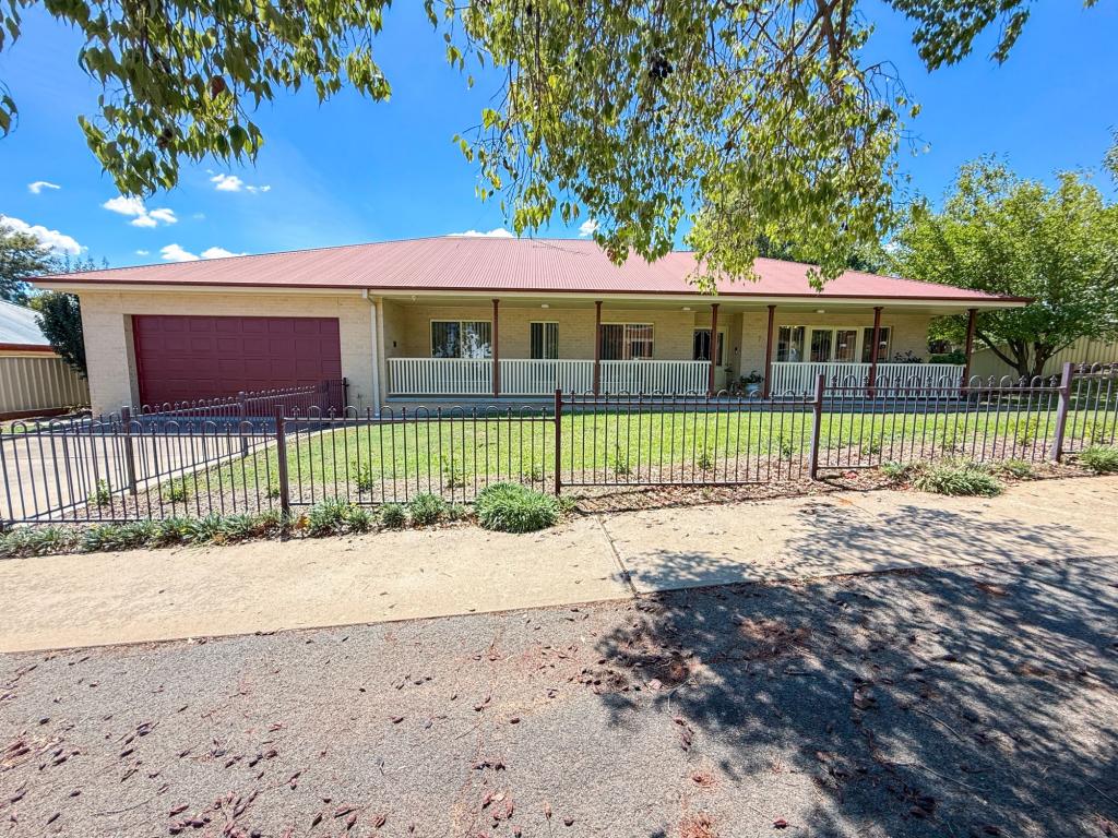 73-75 AUDLEY ST, NARRANDERA, NSW 2700