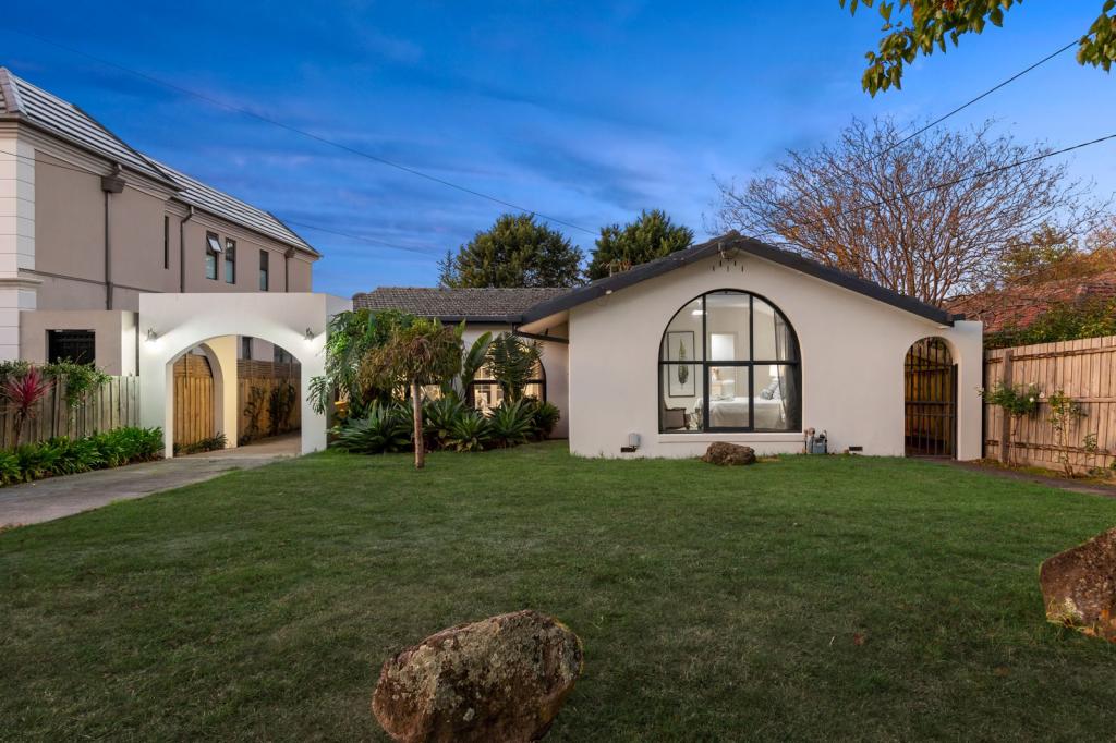 23 Iris St, Burwood, VIC 3125