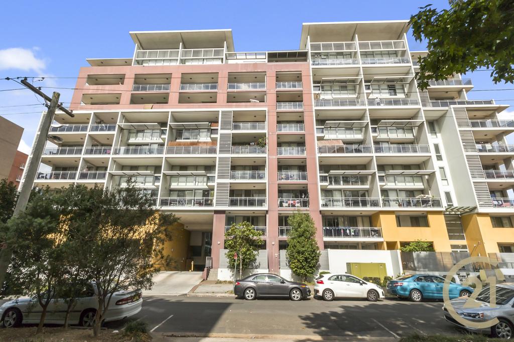 25/12-18 Bathurst St, Liverpool, NSW 2170