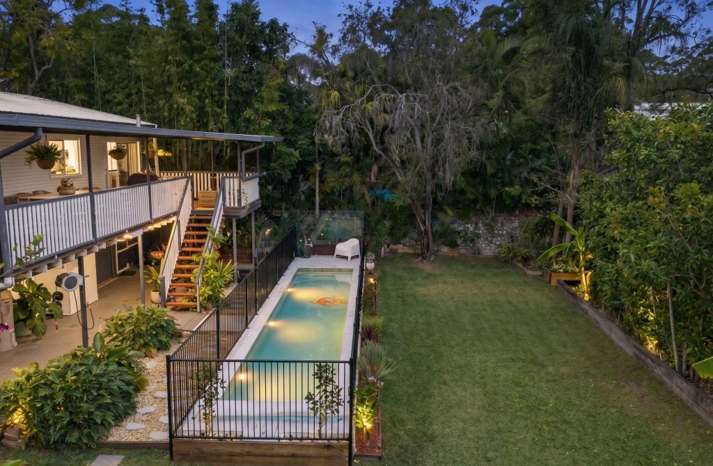 239 Patricks Rd, Ferny Hills, QLD 4055