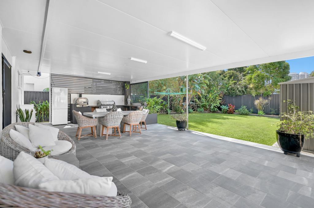 51 Annerley Ave, Runaway Bay, QLD 4216