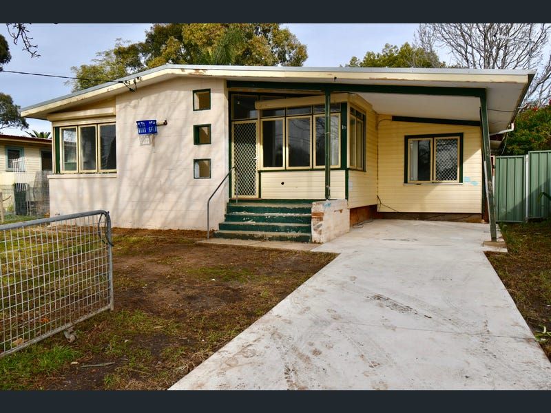 16 Magellan Ave, Lethbridge Park, NSW 2770